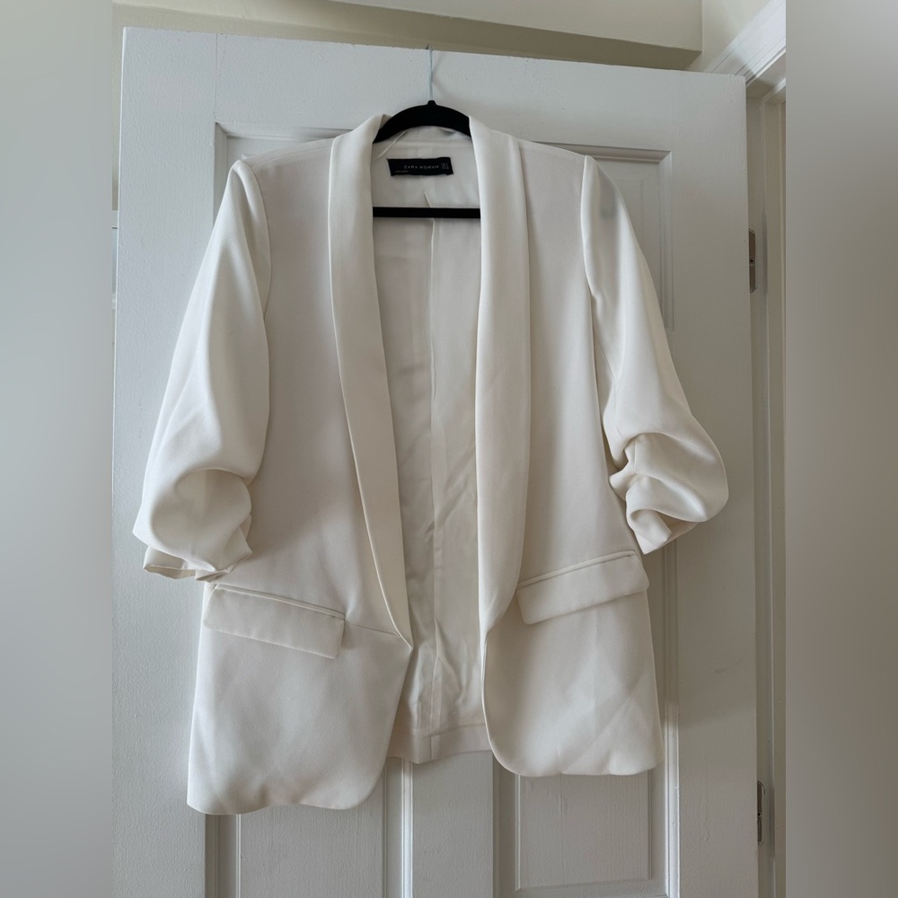 Zara White Blazer Size M Never Worn — Clean Minimal Workwear Classic